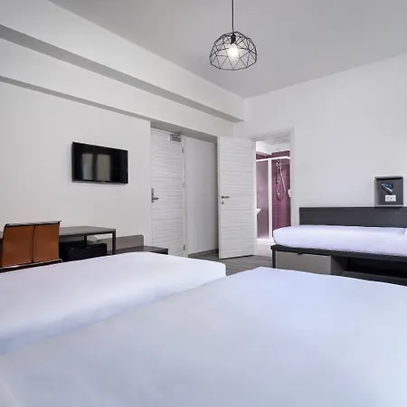 Хостел The Romehello