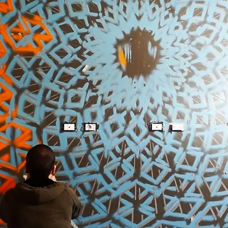 罗马你好 旅馆 *