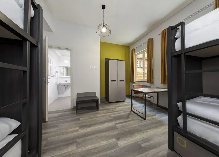 Vandrarhem The Romehello *